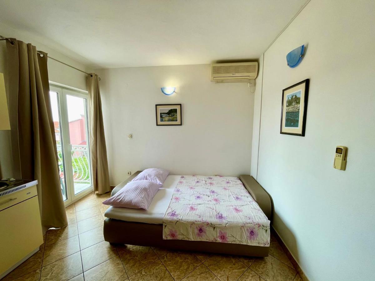 Apartments Sime شيبينيك المظهر الخارجي الصورة