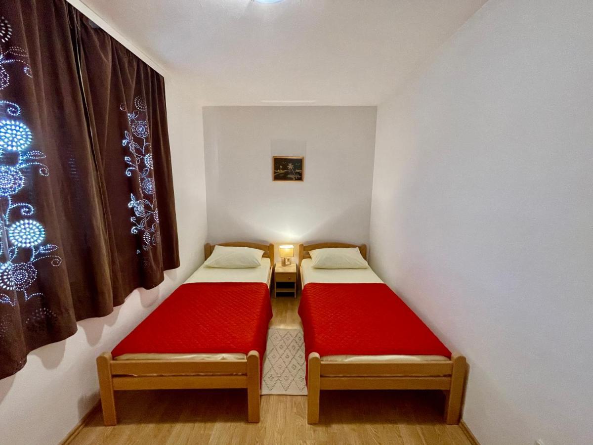 Apartments Sime شيبينيك المظهر الخارجي الصورة