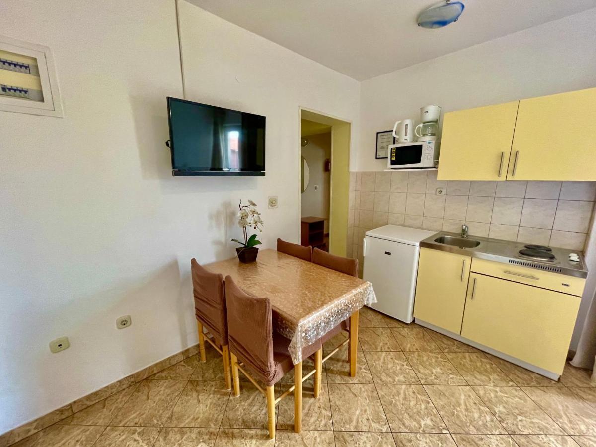 Apartments Sime شيبينيك المظهر الخارجي الصورة