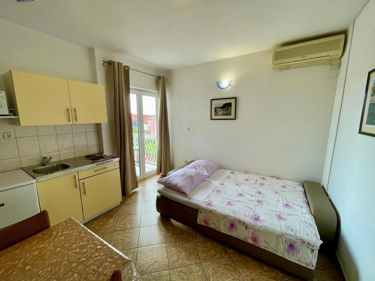 Apartments Sime شيبينيك المظهر الخارجي الصورة