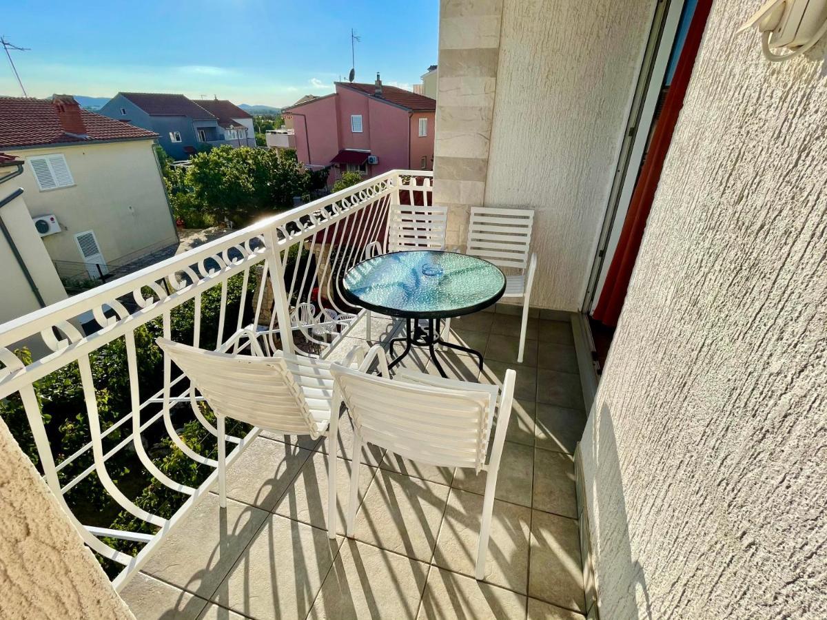 Apartments Sime شيبينيك المظهر الخارجي الصورة