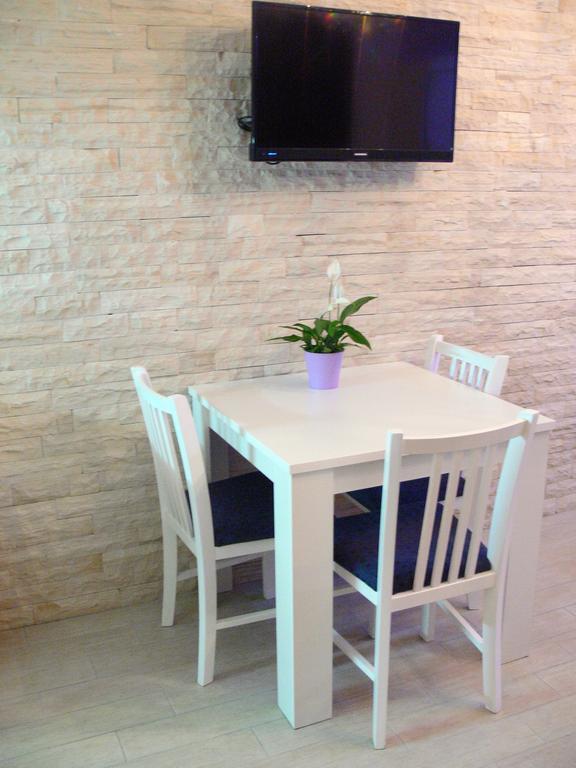 Apartments Sime شيبينيك الغرفة الصورة