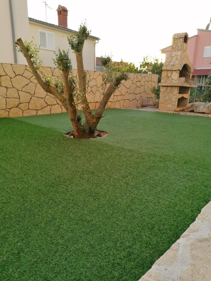 Apartments Sime شيبينيك المظهر الخارجي الصورة