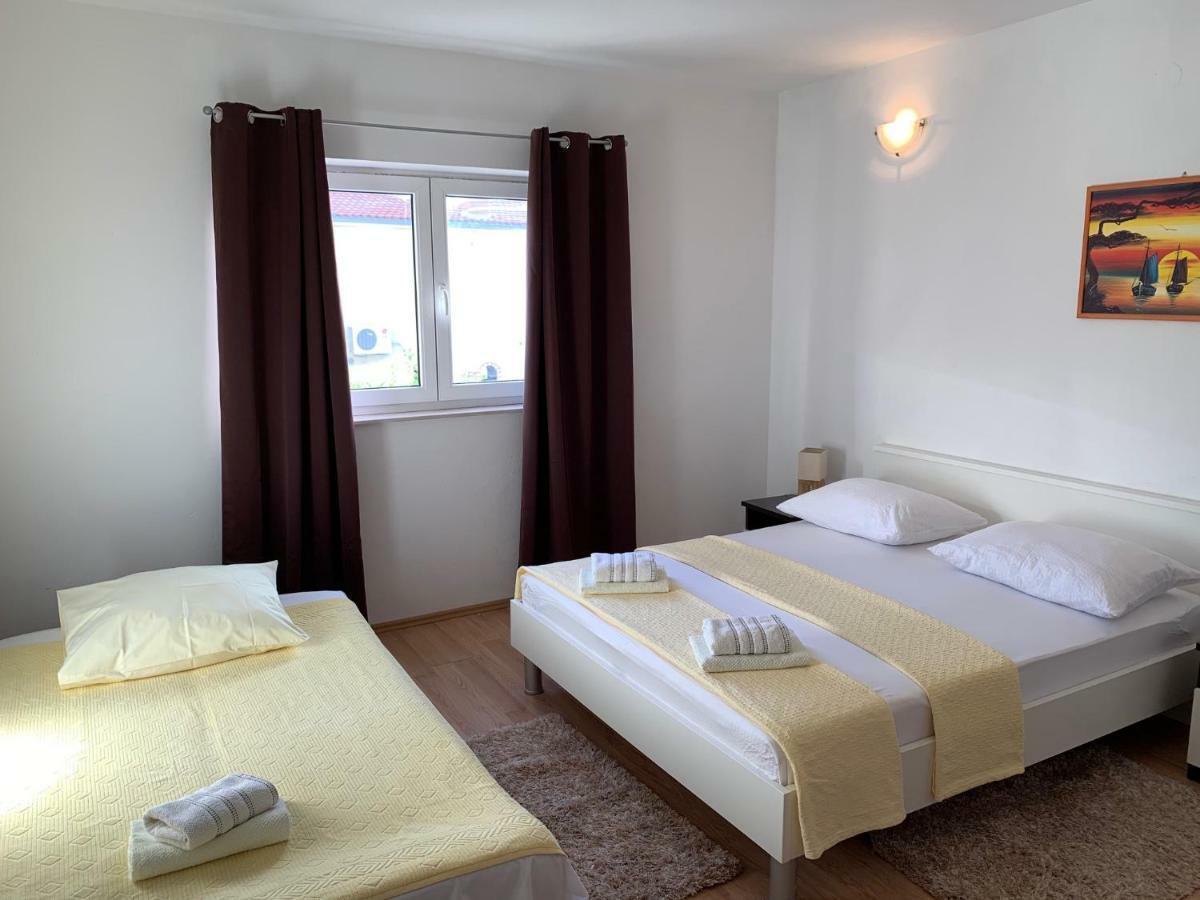 Apartments Sime شيبينيك المظهر الخارجي الصورة